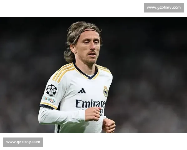 魔笛奏响圣西罗！莫德里奇加盟米兰剑指欧冠