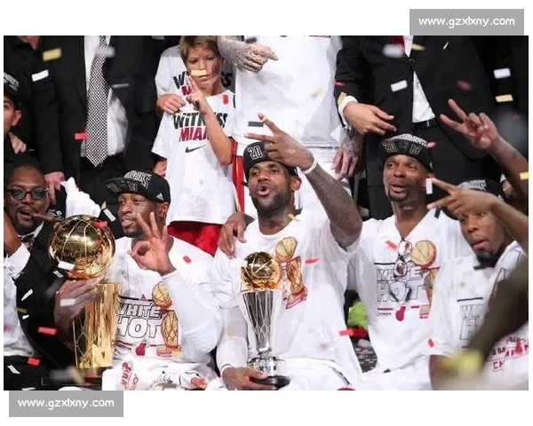 热火与马刺激战正酣 双方球员展现精彩对决巅峰对决燃爆球迷热情